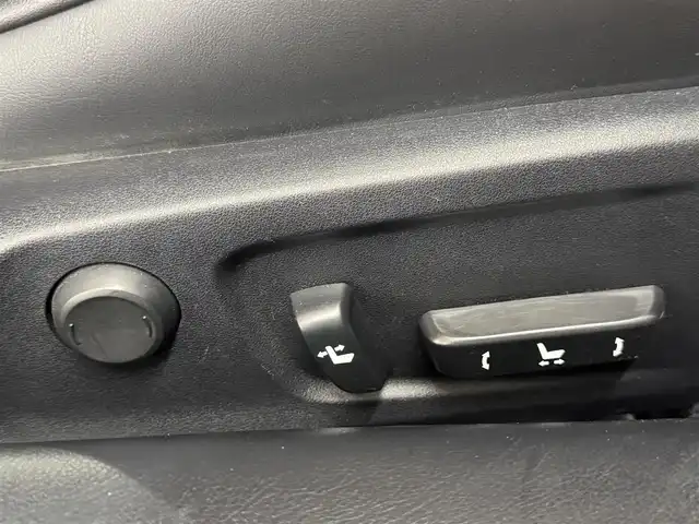 レクサス ＲＣ Ｆ 群馬県 2015(平27)年 6.5万km ブラック レーダークルーズコントロール/オートハイビーム/ブラインドスポットモニター/パーキングセンサー/レーンディパーチャーアラート/プリクラッシュセーフティ/純正SDナビ/   BT/フルセグ/CD/DVD/Blu-ray/SD/AM/FM/USB/バックカメラ/黒革シート/前席シートヒーター/前席エアシート/本革巻きステアリング/ステアリングヒーター/3眼LEDヘッドライト/純正フロアマット/純正19インチAW/ドライブレコーダー/ビルトインETC