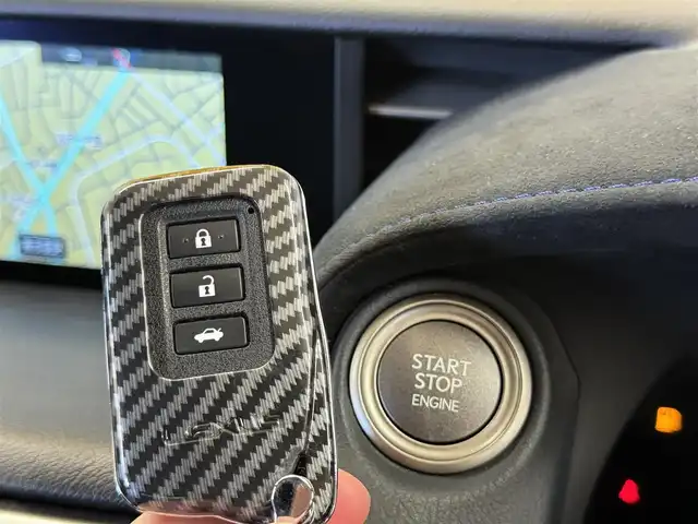 レクサス ＲＣ Ｆ 群馬県 2015(平27)年 6.5万km ブラック レーダークルーズコントロール/オートハイビーム/ブラインドスポットモニター/パーキングセンサー/レーンディパーチャーアラート/プリクラッシュセーフティ/純正SDナビ/   BT/フルセグ/CD/DVD/Blu-ray/SD/AM/FM/USB/バックカメラ/黒革シート/前席シートヒーター/前席エアシート/本革巻きステアリング/ステアリングヒーター/3眼LEDヘッドライト/純正フロアマット/純正19インチAW/ドライブレコーダー/ビルトインETC