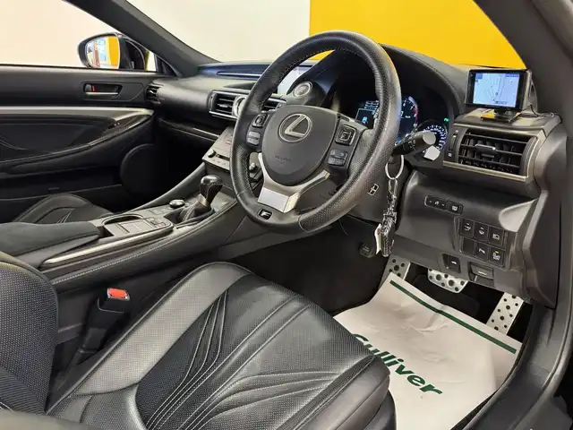レクサス ＲＣ Ｆ 群馬県 2015(平27)年 6.5万km ブラック レーダークルーズコントロール/オートハイビーム/ブラインドスポットモニター/パーキングセンサー/レーンディパーチャーアラート/プリクラッシュセーフティ/純正SDナビ/   BT/フルセグ/CD/DVD/Blu-ray/SD/AM/FM/USB/バックカメラ/黒革シート/前席シートヒーター/前席エアシート/本革巻きステアリング/ステアリングヒーター/3眼LEDヘッドライト/純正フロアマット/純正19インチAW/ドライブレコーダー/ビルトインETC
