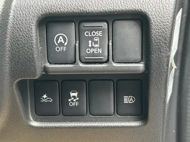 日産 デイズ ルークス ハイウェイスターX 宮崎県 2017(平29)年 9万km ホワイトパール /ナビ(MM317D-W)//TV/CD/DVD/Bluetooth//アラウンドビューモニター//バックカメラ//片側パワースライドドア//オートライト//純正フロアマット//純正アルミホイール//ドアバイザー//取扱/保証書//スペアキー×１