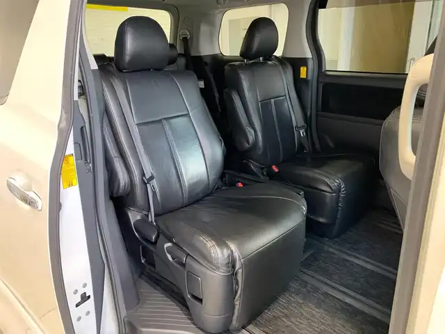 トヨタ ヴェルファイア 2．4Z 福井県 2012(平24)年 11.3万km ホワイトパールクリスタルシャイン (株)IDOMが運営する【じしゃロン福井店】の自社ローン対象車両になります。こちらは現金またはオートローンご利用時の価格です。自社ローンご希望の方は別途その旨お申付け下さい/純正ナビ（CD・DVD・BT接続可）/フルセグテレビ/バックカメラ/ETC/両側パワースライドドア/フリップダウンモニター/コーナーセンサー/HID