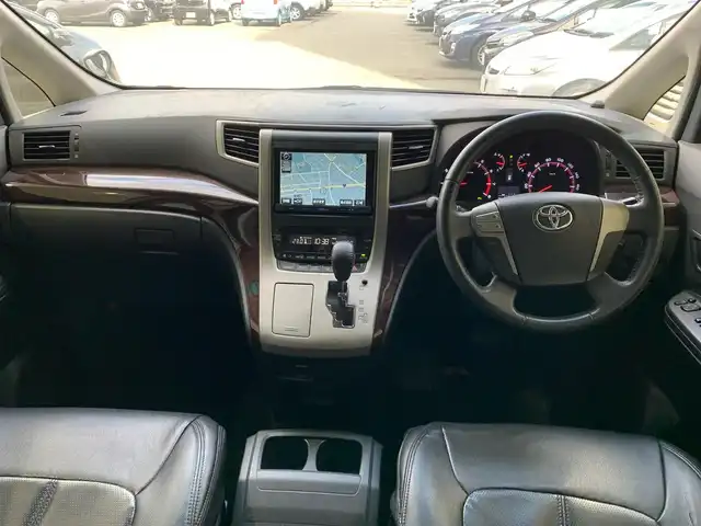 トヨタ ヴェルファイア 2．4Z 福井県 2012(平24)年 11.3万km ホワイトパールクリスタルシャイン (株)IDOMが運営する【じしゃロン福井店】の自社ローン対象車両になります。こちらは現金またはオートローンご利用時の価格です。自社ローンご希望の方は別途その旨お申付け下さい/純正ナビ（CD・DVD・BT接続可）/フルセグテレビ/バックカメラ/ETC/両側パワースライドドア/フリップダウンモニター/コーナーセンサー/HID