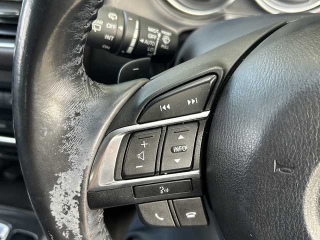 マツダ アテンザ ワゴン XD Lパッケージ 静岡県 2015(平27)年 5.4万km スノーフレイクホワイトパールマイカ 純正ナビ(フルセグTV・Bluetooth・CD・DVD)/バックカメラ/レーダークルーズコントロール/衝突被害軽減ブレーキ/車線逸脱警報システム/LEDヘッドランプ/オートライト/オートエアコン/パドルシフト/前席パワーシート/シートヒーター/スマートキー/プッシュエンジンスタート