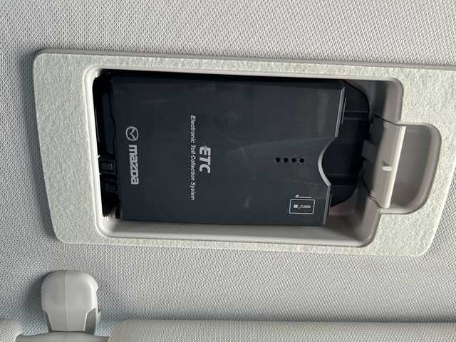 マツダ アテンザ ワゴン XD Lパッケージ 静岡県 2015(平27)年 5.4万km スノーフレイクホワイトパールマイカ 純正ナビ(フルセグTV・Bluetooth・CD・DVD)/バックカメラ/レーダークルーズコントロール/衝突被害軽減ブレーキ/車線逸脱警報システム/LEDヘッドランプ/オートライト/オートエアコン/パドルシフト/前席パワーシート/シートヒーター/スマートキー/プッシュエンジンスタート