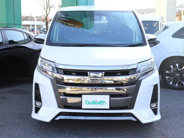 トヨタ ノア Si ダブルバイビーⅢ 神奈川県 2020(令2)年 4.3万km ホワイトパールクリスタルシャイン ワンオーナー/純正メモリナビ/フルセグテレビ/フリップダウンモニター/クルーズコントロール/プッシュスタート/両側パワースライドドア/ETC2.0/LEDヘッドライト/スマートキー/保証書/取説/ナビ説/記録(R.4.5.7)/スペアスマートキー