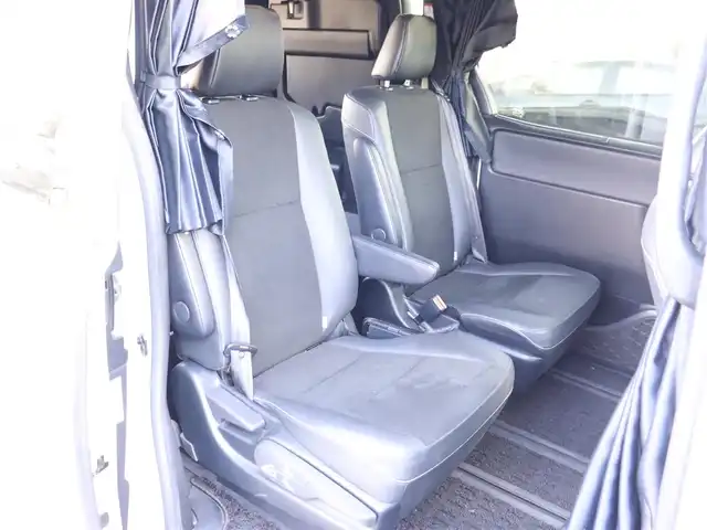 トヨタ ノア Si ダブルバイビーⅢ 神奈川県 2020(令2)年 4.3万km ホワイトパールクリスタルシャイン ワンオーナー/純正メモリナビ/フルセグテレビ/フリップダウンモニター/クルーズコントロール/プッシュスタート/両側パワースライドドア/ETC2.0/LEDヘッドライト/スマートキー/保証書/取説/ナビ説/記録(R.4.5.7)/スペアスマートキー