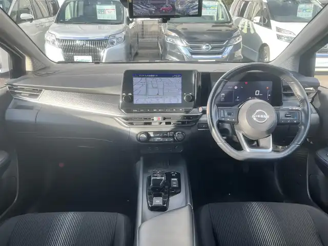 日産 ノート e－パワー X FOUR 島根県 2023(令5)年 6.5万km スーパーブラック 4WD/プロパイロット　/・レーダークルーズコントロール/・レーンアシスト/純正９インチメモリナビ　/(AM/FM/フルセグTV/Ｂｌｕｅｔｏｏｔｈ接続)　/全方位／バックカメラ　/ビルトインＥＴＣ2.0/インテリジェント　エマージェンシーブレーキ/後側方車両検知警報システム/前後コーナーセンサー　/前席シートヒーター　/ステアリングヒーター/電動パーキングブレーキ/オートホールド　/オートハイビーム／ライト/置くだけ充電/純正フロアマット/保証書・取扱説明書・スペアキー1本