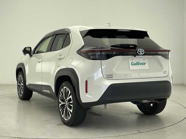 トヨタ ヤリスクロス ハイブリッド Z 千葉県 2020(令2)年 3.6万km ホワイトパールクリスタルシャイン 純正8インチナビ/　AM FM Bluetooth USB/フルセグTV/バックモニター/レーダークルーズコントロール/プリクラッシュセーフティ/レーンキープアシスト/オートハイビーム/パーキングアシスト/ビルトインETC2.0/ドライブレコーダー/LEDオートヘッドライト/ハーフレザーシート/パワーシート/シートヒーター(前席)/純正18インチアルミホイール/ドライブモードセレクト/オートブレーキホールド/スマートキー&プッシュスタート