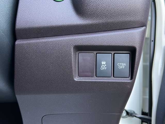 ホンダ Ｎ ＷＧＮ カスタム G Aパッケージ 富山県 2014(平26)年 5.6万km プレミアムホワイトパール ・4WD/・寒冷地仕様/・純正ギャザーズナビ/　BT/CD/ ワンセグ/・社外ETC/・バックカメラ/・衝突軽減ブレーキ/・横滑り防止/・クルーズコントロール/・LEDヘッドライト/・オートライト/・純正フロアマット/・純正14インチAW/・プッシュスタート/・スマートキー/・ドアバイザー