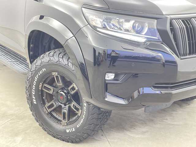 トヨタ ランドクルーザー プラド TX 新潟県 2018(平30)年 4.8万km ブラック 4WD/リフトアップ/オーバーフェンダー/社外マフラー/社外革コンピステアリング/アルパイン9インチナビ/(X9Z)/(CD.DVD.SD.フルセグ.Bluetooth)/バックカメラ/トヨタセーフティセンス/・プリクラッシュセーフティ/・レーダークルーズコントロール/・レーンキープアシスト/・オートマチックハイビーム/LEDオートライト/コーナーセンサー/ドライブレコーダー/BFgoodrich/プッシュスタート/スマートキー/フロアマット