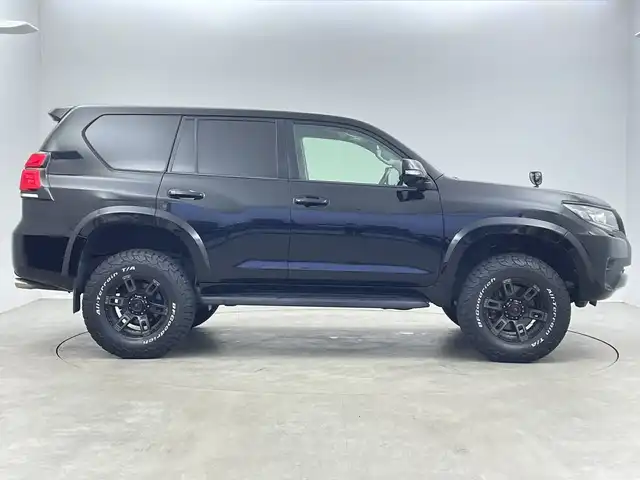 トヨタ ランドクルーザー プラド TX 新潟県 2018(平30)年 4.8万km ブラック 4WD/リフトアップ/オーバーフェンダー/社外マフラー/社外革コンピステアリング/アルパイン9インチナビ/(X9Z)/(CD.DVD.SD.フルセグ.Bluetooth)/バックカメラ/トヨタセーフティセンス/・プリクラッシュセーフティ/・レーダークルーズコントロール/・レーンキープアシスト/・オートマチックハイビーム/LEDオートライト/コーナーセンサー/ドライブレコーダー/BFgoodrich/プッシュスタート/スマートキー/フロアマット