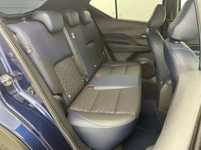 日産 キックス オーテック 三重県 2021(令3)年 1.9万km 青Ⅱ 禁煙車/純正ナビ/AM/FM/CD/DVD/BT/SD/フルセグTV/エマージェンシーブレーキ /アラウンドビューモニター /プロパイロッド/インテリジェントルームミラー/電子パーキングブレーキ/オートライト/オートハイビーム/LEDヘッドライト/ルーフレール /ドライブレコーダー/ハーフレザーシート /シートヒーター /革巻きステアリング/ETC/インテリジェントキー/プッシュスタート