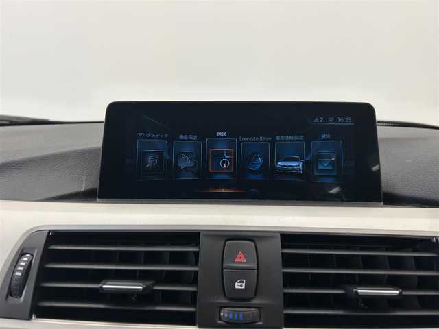 ＢＭＷ ３２０ｄ 岡山県 2017(平29)年 3.9万km アルピンホワイトⅢ 純正ナビ/Bluetooth/バックカメラ/パーキングベンチレーション/BMWアシスタンス/クルーズコントロール/オートライト/オートワイパー/フォグライト/ドライブレコーダー（F/R)/ミラー一体型ETC/衝突警告/歩行者警告/車線逸脱警告/車線変更警告/自動防眩ミラー