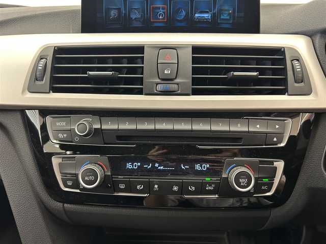 ＢＭＷ ３２０ｄ 岡山県 2017(平29)年 3.9万km アルピンホワイトⅢ 純正ナビ/Bluetooth/バックカメラ/パーキングベンチレーション/BMWアシスタンス/クルーズコントロール/オートライト/オートワイパー/フォグライト/ドライブレコーダー（F/R)/ミラー一体型ETC/衝突警告/歩行者警告/車線逸脱警告/車線変更警告/自動防眩ミラー