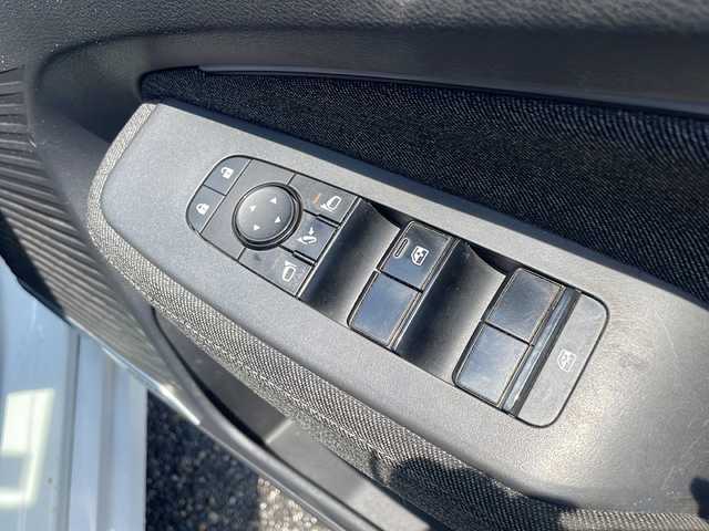 日産 オーラ G 新潟県 2022(令4)年 5.9万km ピュアホワイトパール ワンオーナー/メモリナビ/フルセグテレビ/純正ナビ（Bluetooth/DTV/FM/AM）/アラウンドビューモニター/BOSEサウンド/プロパイロット/LEDライト/ドライブレコーダー/ETC2.0/ハーフレザー/ステアリングスイッチ/純正フロアマット