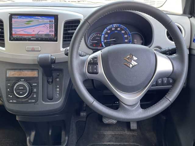スズキ ワゴンＲ FZ 大分県 2014(平26)年 9.7万km ブルーイッシュブラックパール3 社外ナビ/フルセグTV/Bluetooth/DVD/純正フロアマット/純正14インチアルミホイール/オートライト/衝突被害軽減ブレーキ