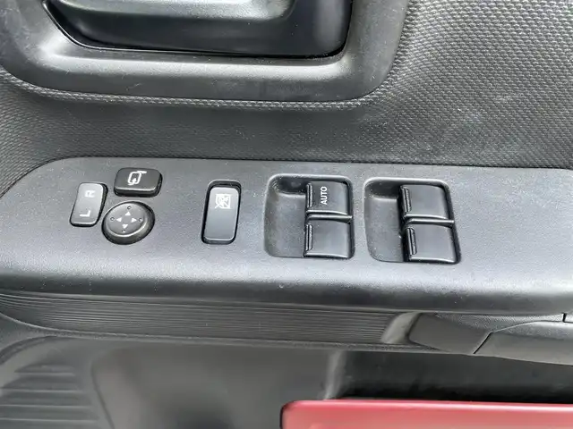スズキ スペーシア HYBRID G 栃木県 2019(令1)年 11.5万km シルキーシルバーメタリック (株)IDOMが運営する【じしゃロン宇都宮店】の自社ローン対象車両になります。こちらは現金またはオートローンご利用時の価格です。自社ローンご希望の方は別途その旨お申付け下さい/ドライブレコーダー/パーキングアシスト/レーンキープアシスト/オートライト/社外７型メモリナビ/後方コーナーセンサー/バックカメラ/ＥＴＣ/プッシュスタート/スマートキー/アイドリングストップ