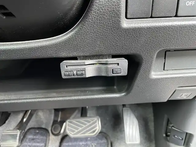 スズキ スペーシア HYBRID G 栃木県 2019(令1)年 11.5万km シルキーシルバーメタリック (株)IDOMが運営する【じしゃロン宇都宮店】の自社ローン対象車両になります。こちらは現金またはオートローンご利用時の価格です。自社ローンご希望の方は別途その旨お申付け下さい/ドライブレコーダー/パーキングアシスト/レーンキープアシスト/オートライト/社外７型メモリナビ/後方コーナーセンサー/バックカメラ/ＥＴＣ/プッシュスタート/スマートキー/アイドリングストップ
