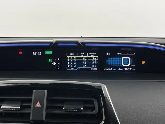 トヨタ プリウス S 新潟県 2016(平28)年 3.7万km ホワイトパールクリスタルシャイン 社外エアロ(フロント/サイド/リア)/社外トランクスポイラー/サイドプロテクターモール/トヨタセーフティセンス/・プリクラッシュセーフティ/・レーンディパーチャーアラート/・オートマチックハイビーム/・レーダークルーズコントロール/純正SDナビ【NSZT-W64】/　フルセグTV/CD/DVD/Bluetooth/前後ドライブレコーダー【AN-R056】/バックモニター/純正ETC/ウッド調インテリアパネル/LEDヘッドライト/メーターイルミネーション/純正15インチホイール/純正フロアマット/純正ドアバイザー/スペアタイヤ