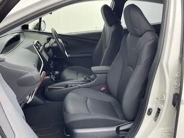 トヨタ プリウス S 新潟県 2016(平28)年 3.7万km ホワイトパールクリスタルシャイン 社外エアロ(フロント/サイド/リア)/社外トランクスポイラー/サイドプロテクターモール/トヨタセーフティセンス/・プリクラッシュセーフティ/・レーンディパーチャーアラート/・オートマチックハイビーム/・レーダークルーズコントロール/純正SDナビ【NSZT-W64】/　フルセグTV/CD/DVD/Bluetooth/前後ドライブレコーダー【AN-R056】/バックモニター/純正ETC/ウッド調インテリアパネル/LEDヘッドライト/メーターイルミネーション/純正15インチホイール/純正フロアマット/純正ドアバイザー/スペアタイヤ