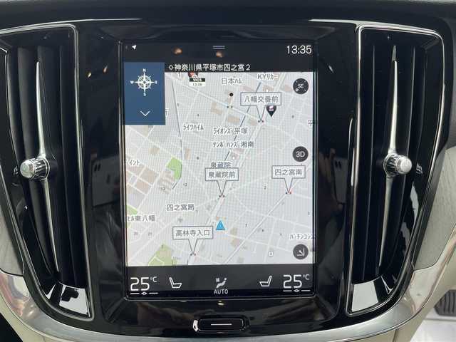 ボルボ Ｖ６０ 神奈川県 2021(令3)年 3.1万km クリスタルホワイトP OP19インチアルミ/ベージュ革シート/・全席シートヒーター/・前席エアシート/・前席パワーシート/サンルーフ/純正アンダーエアロ/ERST4本出しマフラー/ERSTダウンサス（純正バネ車載）/純正ナビゲーション/DTV・Bluetooth/全方位カメラ/運転支援システム/・パークアシストパイロット/・レーンキーピングエイド/・ブラインドスポットインフォメーション/・クロストラフィックアラート/・車間警告機能/ヘッドアップディスプレイ/前後ドライブレコーダー/スマートキーX2/ステアリングヒーター/ワイヤレススマホ充電/ハーマンカードンスピーカー/新車時手帳・取説