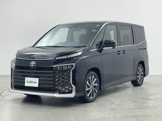 トヨタ ヴォクシー S－Z 群馬県 2025(令7)年 0.1万km アティチュードブラックマイカ 純正10.5型ナビ　バックカメラ　アダプティブクルーズコントロール　衝突被害軽減ブレーキ　ブラインドスポットモニター　アドバンストドライブ　オートハイビーム　シートヒーター　ビルトインETC 禁煙車