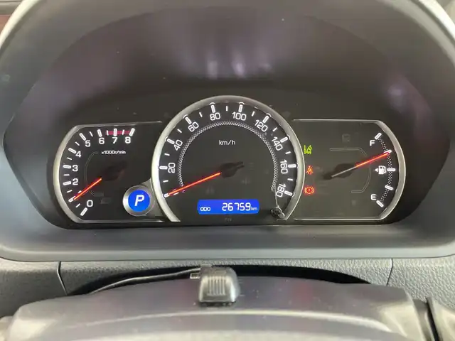 トヨタ ヴォクシー ZS 新潟県 2016(平28)年 2.7万km ブラック 純正メモリナビ（Bluetooth・CD・DVD）/両側パワースライドドア　/ワンオーナー/バックカメラ　/フルセグ　/衝突被害軽減システム　/LEDオートライト　/オートマチックハイビーム　/フォグランプ/クルーズコントロール　/ビルトインETC　/アイドリングストップ　/純正１６インチアルミホイール/MTモード付AT/スマートキー/ECOモード