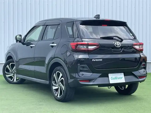 トヨタ ライズ Z 香川県 2020(令2)年 2.6万km ブラックマイカメタリック 走行距離２５７０６Km/ディーラーナビ/Bluetooth/ＣＤ／ＤＶＤ／ＢＴ/フルセグ　/バックカメラ/革巻きステアリング/ステアリングリモコン/ＥＴＣ　/ＭＴモード　/前席シートヒーター　/革調シートカバー　/ＬＥＤオートライト　/フォグランプ　/レーダークルーズコントロール/スマートアシスト/クリアランスソナー/プッシュスタート/スマートキー/スペアキー
