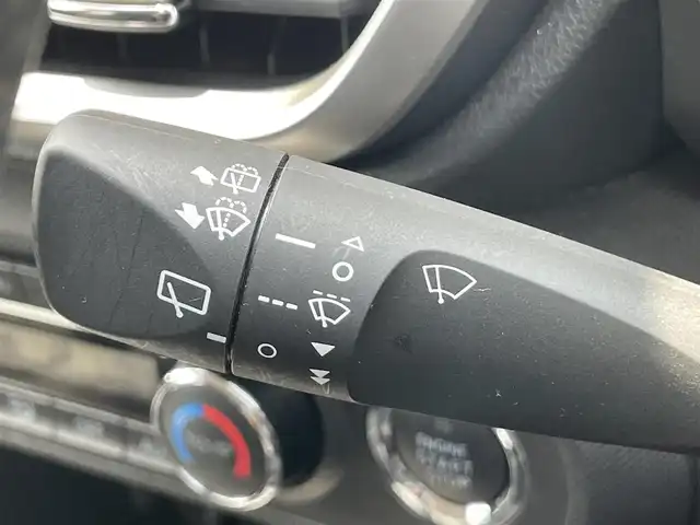 トヨタ ライズ Z 香川県 2020(令2)年 2.6万km ブラックマイカメタリック 走行距離２５７０６Km/ディーラーナビ/Bluetooth/ＣＤ／ＤＶＤ／ＢＴ/フルセグ　/バックカメラ/革巻きステアリング/ステアリングリモコン/ＥＴＣ　/ＭＴモード　/前席シートヒーター　/革調シートカバー　/ＬＥＤオートライト　/フォグランプ　/レーダークルーズコントロール/スマートアシスト/クリアランスソナー/プッシュスタート/スマートキー/スペアキー