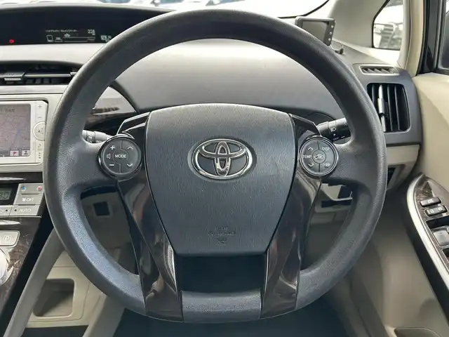 トヨタ プリウス S　マイコーデ 群馬県 2013(平25)年 13万km ブラック メモリナビ/バックカメラ/Bluetooth/レザー調シート/ステアリングスイッチ/オートライト/純正１５インチアルミホイール