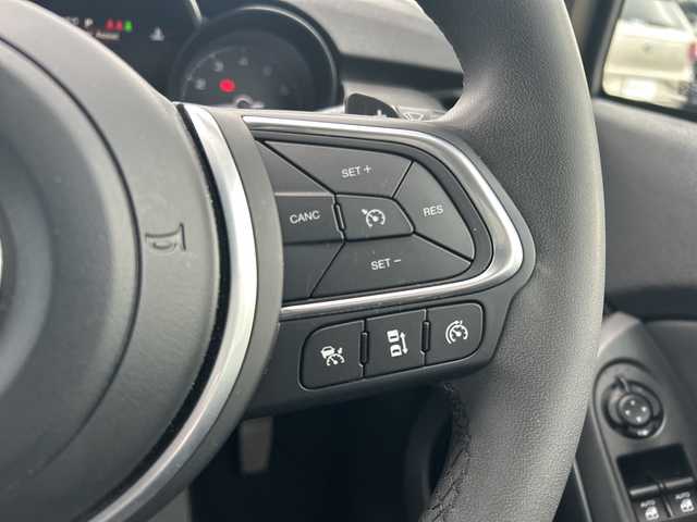 フィアット ５００Ｘ クロス 東京都 2021(令3)年 2.5万km ベージュ 純正ミュージックオーディオ/（Bluetooth/USB）/カラーナンバー231（カプチーノベージュ）/純正17インチアルミホイール/純正フロアマット/ETC/ドライブレコーダー（前後）/コーナーセンサー（前後）/レザーシート/シートヒーター/パワーシート/横滑り防止装置/オートライト/スマートキー/スペアキー1本/保証書/取説書