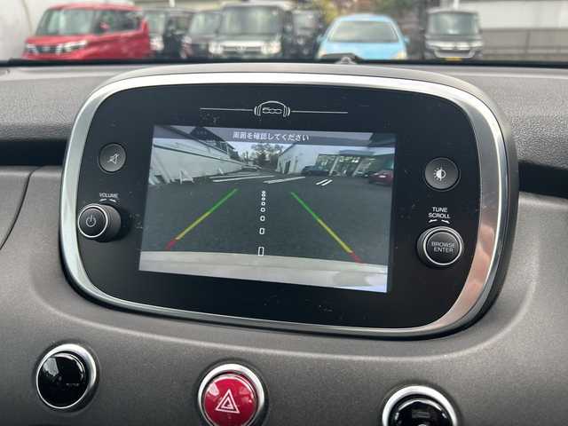 フィアット ５００Ｘ クロス 東京都 2021(令3)年 2.5万km ベージュ 純正ミュージックオーディオ/（Bluetooth/USB）/カラーナンバー231（カプチーノベージュ）/純正17インチアルミホイール/純正フロアマット/ETC/ドライブレコーダー（前後）/コーナーセンサー（前後）/レザーシート/シートヒーター/パワーシート/横滑り防止装置/オートライト/スマートキー/スペアキー1本/保証書/取説書