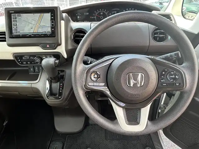 ホンダ Ｎ ＢＯＸ EX 奈良県 2021(令3)年 2.5万km プラチナホワイトパール 片側パワスラ/純正メーカーナビ/BT/TV/CD/DVD/USB/SD/iPod//衝突軽減システム/レーンキープアシスト/コーナーセンサー/追従式クルコン/横滑り防止装置/バックカメラ/フルフラットシート/ETC/シートヒーター/ステアリングスイッチ/純正フロアマット/オートLEDライト/スペアキー付