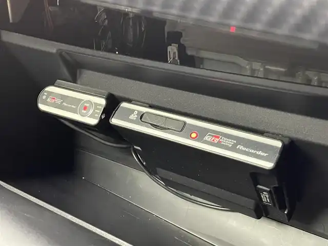 トヨタ ＧＲヤリス RS 群馬県 2020(令2)年 3万km プレシャスブラックパール GRエアロ/GAZOO RACING RECORDER/シートヒーター /＝＝＝＝＝/純正8インチディスプレイオーディオ　/・Bluetooth(ハンズフリー/オーディオ）/・USB(動画・音楽　再生/給電）/・Miracast/ＧＲエアロ　ＪＢＬサウンド　純正ディスプレイオーディオ　コネクティッドナビ　バックカメラ　　Ｂｌｕｅｔｏｏｔｈ　Ｍｉｒａｃａｓｔ　ＧＲレコーダー　ドライブレコーダー　パドルシフト　追従クルーズ　禁煙車