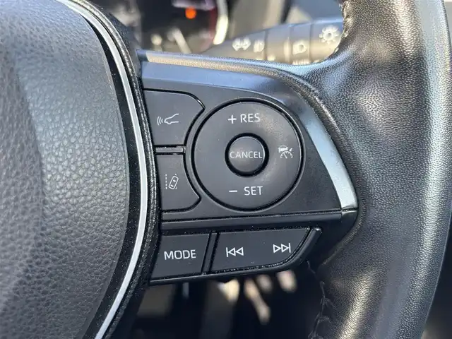 トヨタ ＲＡＶ４ アドベンチャー 宮城県 2020(令2)年 5万km アッシュグレーメタリック/シアンメタリック 登録時走行距離49503km/JAOSリップスポイラー/TRDリアガーニッシュ/JAOS20インチアルミホイール/パノラミックムーンルーフ/黒レザーシート/トヨタセーフティセンス/クリアランスソナー/純正9インチナビ/CD・DVD・Bluetooth・USB/フルセグテレビ/D席パワーシート/ステアリングリモコン/革巻きステアリング/ビルトインETC/アイドリングストップ/横滑り防止装置/LEDライト/フォグランプ/デイライト