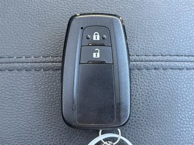 トヨタ ＲＡＶ４ アドベンチャー 宮城県 2020(令2)年 5万km アッシュグレーメタリック/シアンメタリック 登録時走行距離49503km/JAOSリップスポイラー/TRDリアガーニッシュ/JAOS20インチアルミホイール/パノラミックムーンルーフ/黒レザーシート/トヨタセーフティセンス/クリアランスソナー/純正9インチナビ/CD・DVD・Bluetooth・USB/フルセグテレビ/D席パワーシート/ステアリングリモコン/革巻きステアリング/ビルトインETC/アイドリングストップ/横滑り防止装置/LEDライト/フォグランプ/デイライト