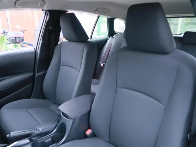 トヨタ カローラツーリング X 千葉県 2024(令6)年 0.6万km シルバーM 純正ディスプレイオーディオ/ナビ/バックカメラ /AM/FM/Bluetooth/ETC/トヨタセーフティーセンス/レーダークルーズコントロール/レーンキープアシスト/衝突軽減ブレーキ/オートハイビーム/スマートキー×2本/純正フロアマット/純正ドアバイザー/取説/保証書