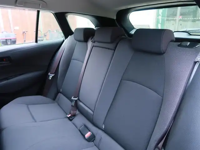トヨタ カローラツーリング X 千葉県 2024(令6)年 0.6万km シルバーM 純正ディスプレイオーディオ/ナビ/バックカメラ /AM/FM/Bluetooth/ETC/トヨタセーフティーセンス/レーダークルーズコントロール/レーンキープアシスト/衝突軽減ブレーキ/オートハイビーム/スマートキー×2本/純正フロアマット/純正ドアバイザー/取説/保証書