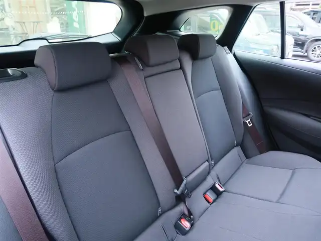 トヨタ カローラツーリング X 千葉県 2024(令6)年 0.6万km シルバーM 純正ディスプレイオーディオ/ナビ/バックカメラ /AM/FM/Bluetooth/ETC/トヨタセーフティーセンス/レーダークルーズコントロール/レーンキープアシスト/衝突軽減ブレーキ/オートハイビーム/スマートキー×2本/純正フロアマット/純正ドアバイザー/取説/保証書