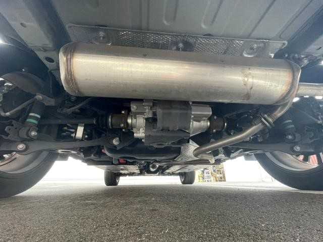 トヨタ ヤリスクロス ハイブリッド Z 岩手県 2021(令3)年 2.1万km ホワイトパールクリスタルシャイン LEDヘッドライト/全方位モニター/パワーバックドア/レーダークルーズコントロール/プリクラッシュセーフティ/レーンキープアシスト/ステアリングリモコン/純正フロアマット/ナビ/フルセグ/BT/ラジオ/前席シートヒーター/前後ドラレコ/パーキングサポート/ETC2.0/オートブレーキホールド/オートマチックハイビーム