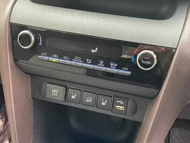 トヨタ ヤリスクロス ハイブリッド Z 岩手県 2021(令3)年 2.1万km ホワイトパールクリスタルシャイン LEDヘッドライト/全方位モニター/パワーバックドア/レーダークルーズコントロール/プリクラッシュセーフティ/レーンキープアシスト/ステアリングリモコン/純正フロアマット/ナビ/フルセグ/BT/ラジオ/前席シートヒーター/前後ドラレコ/パーキングサポート/ETC2.0/オートブレーキホールド/オートマチックハイビーム