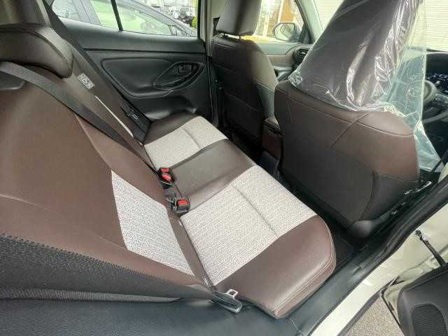 トヨタ ヤリスクロス ハイブリッド Z 岩手県 2021(令3)年 2.1万km ホワイトパールクリスタルシャイン LEDヘッドライト/全方位モニター/パワーバックドア/レーダークルーズコントロール/プリクラッシュセーフティ/レーンキープアシスト/ステアリングリモコン/純正フロアマット/ナビ/フルセグ/BT/ラジオ/前席シートヒーター/前後ドラレコ/パーキングサポート/ETC2.0/オートブレーキホールド/オートマチックハイビーム