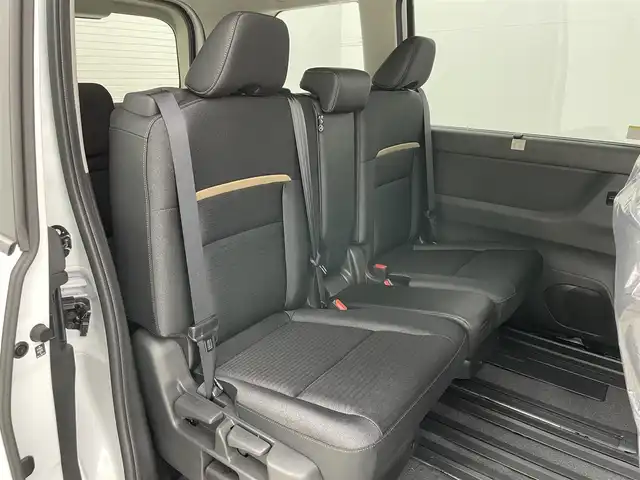 日産 セレナ e－パワー ハイウェイスター V 岡山県 2025(令7)年 0.1千km パール 登録済未使用車/純正12.3インチナビ/・FM/AM/Bluetooth/フルセグ/CarPlay/HDMI/11インチフリップダウンモニター/アラウンドビューモニター/デジタルインナーミラー/プロパイロット/ワイヤレス充電/前後ドライブレコーダー/ビルトインETC2.0/エマージェンシーブレーキ/車線逸脱警報/支援システム/コーナーセンサー/BSM/両側パワースライドドア/LEDヘッドライト