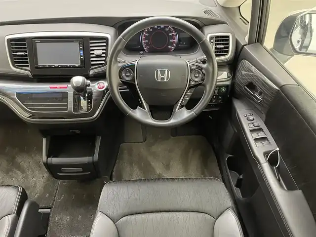 ホンダ オデッセイ アブソルート・Xホンダセンジング 兵庫県 2016(平28)年 5.4万km スーパープラチナメタリック 純正メモリナビ/（フルセグ、CD、DVD、BT、MSV）/両側パワースライドドア/ドライブレコーダー/バックカメラ/ハーフレザー/パワーシート/レーダークルーズコントロール/ビルトインETC/衝突軽減/LDA/標識認識/LEDヘッドライト/フォグランプ/オートライト/純正フロアマット/ドアバイザー