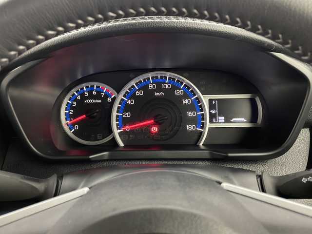 トヨタ ルーミー カスタムG 栃木県 2024(令6)年 1.2万km パールホワイトⅢ スマートアシスト/・衝突回避支援ブレーキ機能/・衝突警報機能/・車線逸脱警報機能/・誤発進抑制制御機能/・先行車発進お知らせ機能/・前後コーナーセンサー/・標識認識機能(進入禁止)/・全車速追従機能アダプティクルーズコントロール/・レーンキープコントロール/・パノラマモニター/純正ディスプレイオーディオ/(AppleCarPlay/AndoroidAuto/AM/FM/TV/BT)/禁煙車/両側パワースライドドア/コーナーセンサー/ドラレコ/電子パーキングブレーキ/シートヒーター/アイドリングストップ/LEDヘッドライト/フォグライト/オートライト/オートエアコン/スマートキー/電動格納ミラー/純正サイドバイザー/純正フロアマット/USB接続
