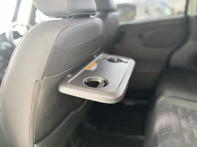 三菱 デリカミニ T プレミアム 京都府 2024(令6)年 1.2万km ＤグリーンⅡ ターボ4WD/マイプロパイロット/・レーダークルーズコントロール/・車線維持支援機能/デジタルルームミラー/純正9インチメモリーナビ、地デジ、Bluetooth/マルチアラウンドモニター/オートライト/前席シートヒーター/ハンドルヒーター/前後ドライブレコーダー/ビルトインETC/両側パワースライドドア /LEDヘッドランプ