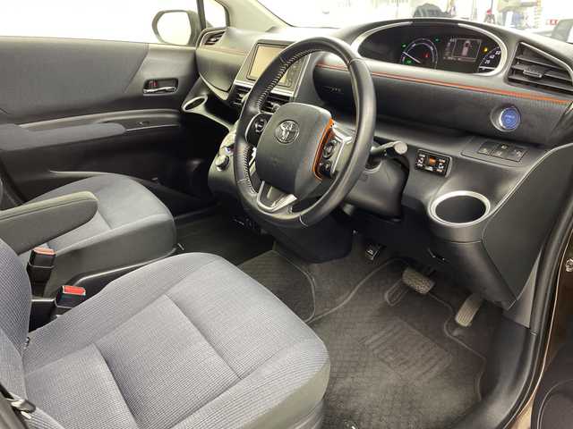 トヨタ シエンタ ハイブリッド G 岐阜県 2015(平27)年 3.9万km ヴィンテージブラウンパールクリスタルシャイン 純正ナビ/CD/DVD/Bluetooth/SD/バックカメラ/両側パワースライドドア/プリクラッシュセーフティシステム/レーンキープアシスト/オートマチックハイビーム/ETC/ドライブレコーダー/電動格納ミラー/ヘッドライトレベライザー/革巻きステアリング/ステアリングスイッチ/AC100V/スマートキー/プッシュスタート/純正フロアマット/純正ドアバイザー