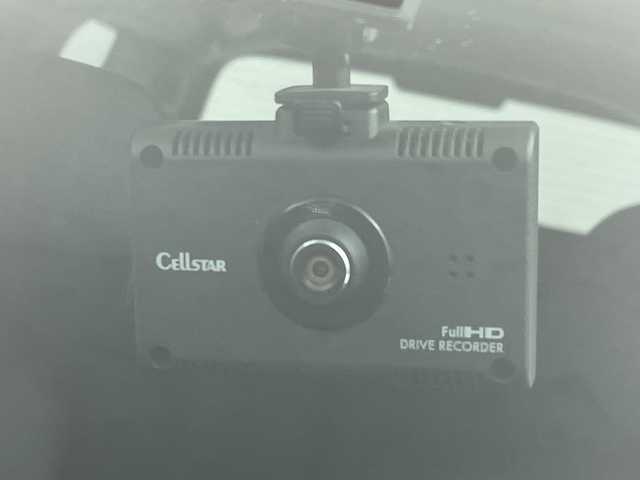 トヨタ シエンタ ハイブリッド G 岐阜県 2015(平27)年 3.9万km ヴィンテージブラウンパールクリスタルシャイン 純正ナビ/CD/DVD/Bluetooth/SD/バックカメラ/両側パワースライドドア/プリクラッシュセーフティシステム/レーンキープアシスト/オートマチックハイビーム/ETC/ドライブレコーダー/電動格納ミラー/ヘッドライトレベライザー/革巻きステアリング/ステアリングスイッチ/AC100V/スマートキー/プッシュスタート/純正フロアマット/純正ドアバイザー