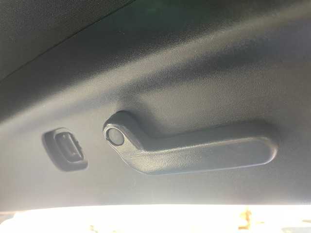 ホンダ Ｓ６６０ α 静岡県 2016(平28)年 7.7万km プレミアムスターホワイトパール ●6速マニュアル/●車検R9年9月/●クルーズコントロール/●LEDヘッドライト/●オートライト/●革巻きステアリング/●ステアリングスイッチ/●リモートコントロールミラー/●ハンドブレーキ/●純正フロアマット/●プッシュスタート/●スマートキー/●純正15インチアルミホイール/●ダブル+サイドSRS+ABS