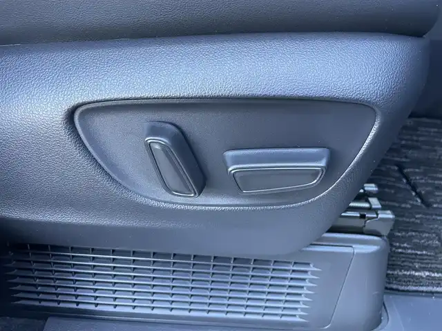 トヨタ アルファードハイブリット Z 東京都 2025(令7)年 0.1千km ブラック 登録済未使用車　/１４型ディスプレィオーディオ　/・ＡｐｐｌｅＣａｒＰlay・AndroidAuto/・BluetoothAudio/ＨＤＭＩ/ＵＳＢ/独立ムーンルーフ　/両側パワースライドドア　/パワーバックドア　　　/置くだけ充電　/快適温熱シート　/デジタルインナーミラー　/セーフティセンス/（予防安全パッケージ）/・プリクラッシュセーフティ/・レーントレーンシングアシスト/・全車速追従機能付レーダークルーズコントロール/・アダプティブハイビーム/・プロアクティブドライビングアシスト/純正フロアマット/保証書＆取説/ビルトインETC